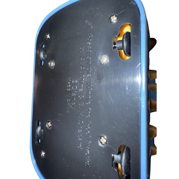 DISNEY MANY ADVENTURES OF WINNIE THE POOH TOGGER DIE-CAST CAR - Picture 6 of 7